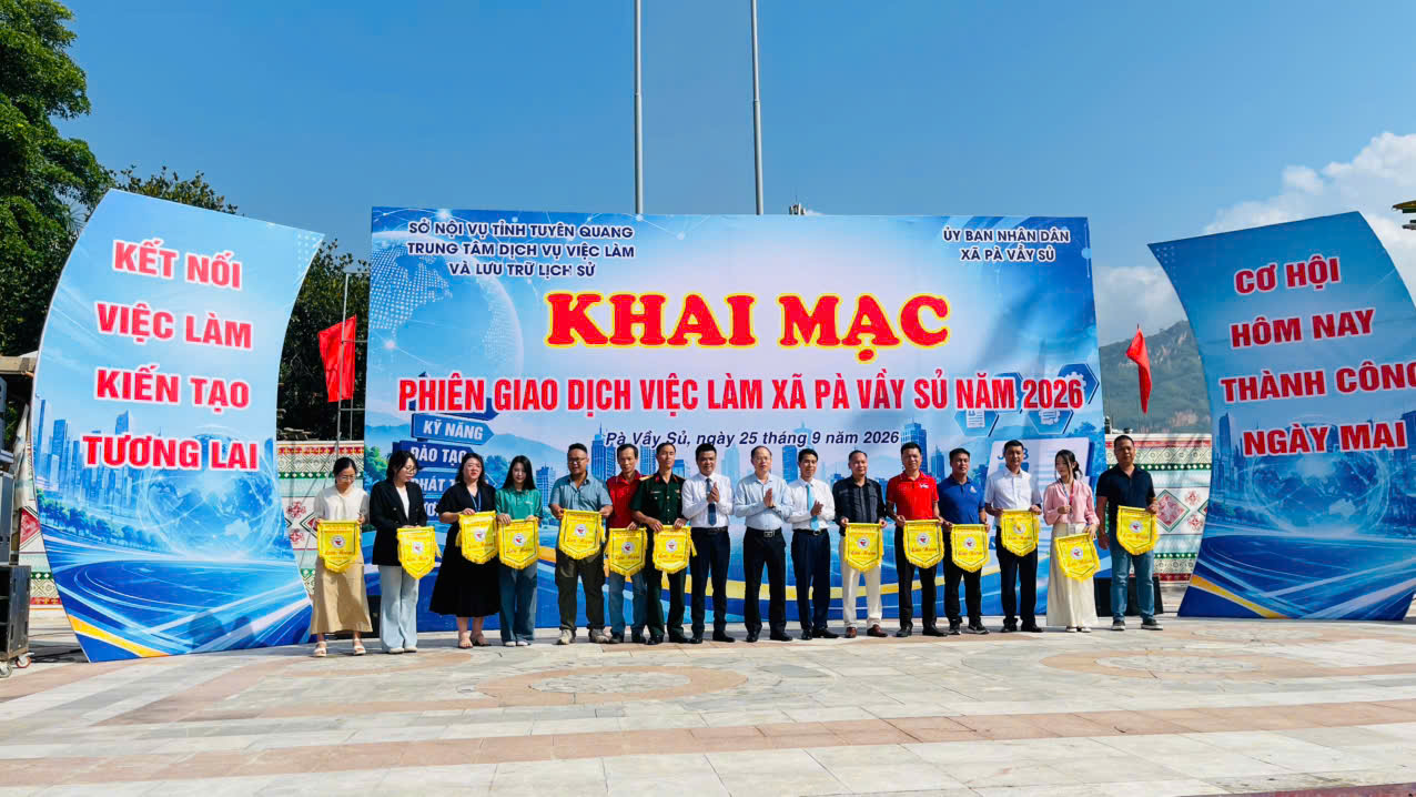 Khai mạc Phiên giao dịch việc làm xã Hoàng Su Phì và xã Pà Vầy Sủ năm 2026
